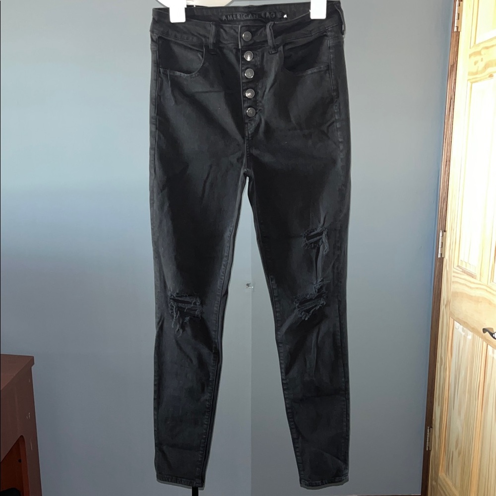 American Eagle Next Level Stretch- Distressed Black Skinny Jeans Size 8 regular